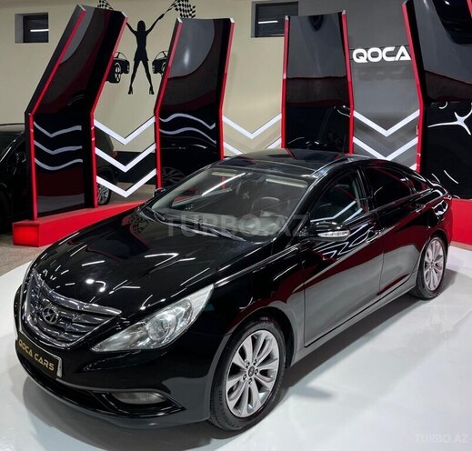 Hyundai Sonata-1