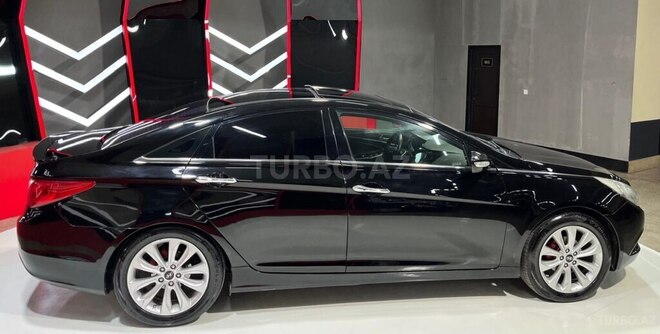 Hyundai Sonata-8
