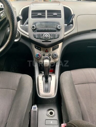 Chevrolet Aveo-4