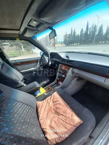 Mercedes E 200 1995, 416,000 km - 2.0 l - Mingəçevir