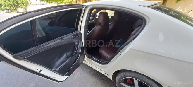 Volkswagen Passat 2006, 409,000 km - 2.0 l - Gəncə
