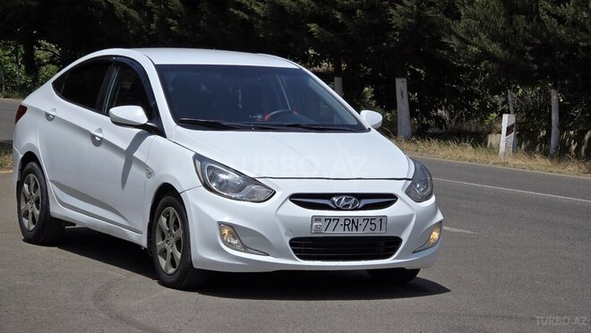 Hyundai Accent 2014, 220,000 km - 1.4 l - Bakı