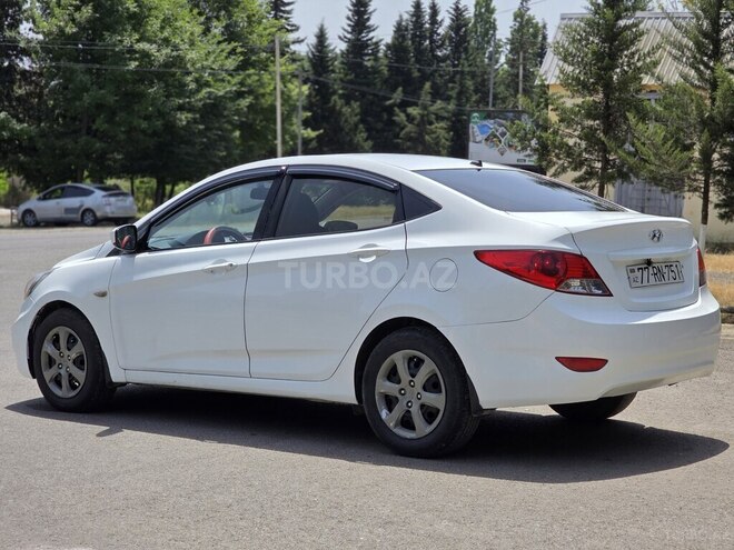 Hyundai Accent 2014, 220,000 km - 1.4 l - Bakı