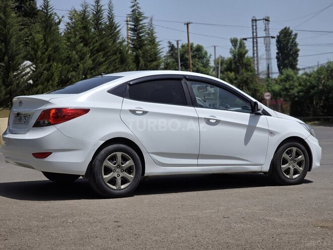 Hyundai Accent 2014, 220,000 km - 1.4 l - Bakı