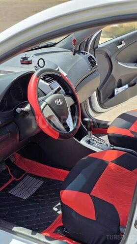 Hyundai Accent 2014, 220,000 km - 1.4 l - Bakı