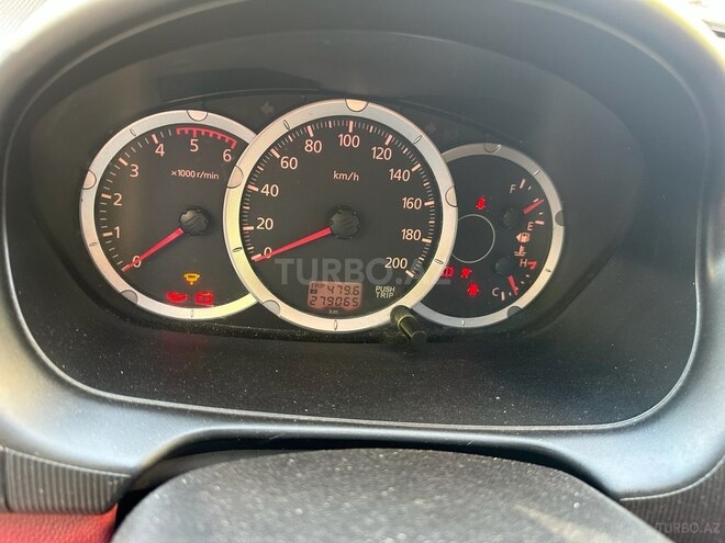 Mitsubishi L200 2015, 290,000 km - 2.5 l - Bakı