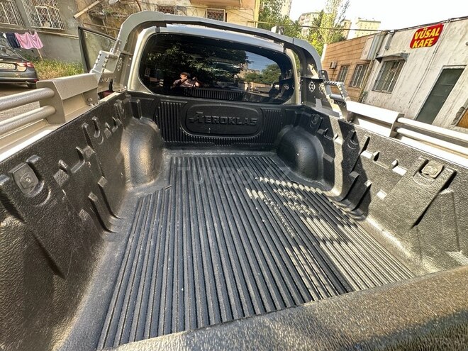 Mitsubishi L200 2015, 290,000 km - 2.5 l - Bakı