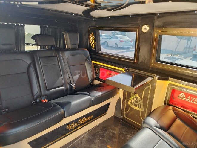 Mercedes Vito 2015, 330,000 km - 1.6 l - Bakı