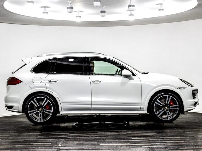 Porsche Cayenne Turbo 2012, 12,000 km - 4.8 l - Bakı