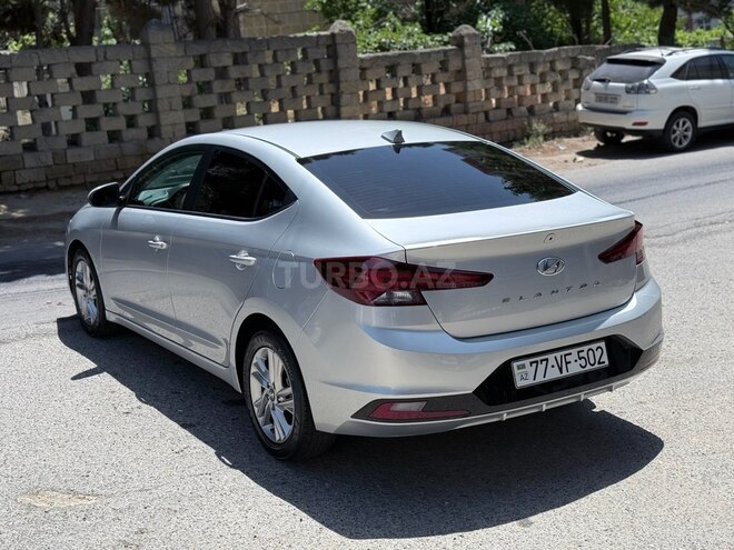 Hyundai Elantra 2019, 58,400 km - 2.0 l - Bakı