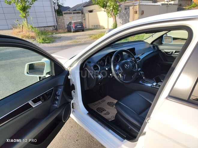 Mercedes C 200 2012, 146,400 km - 1.8 l - Bakı