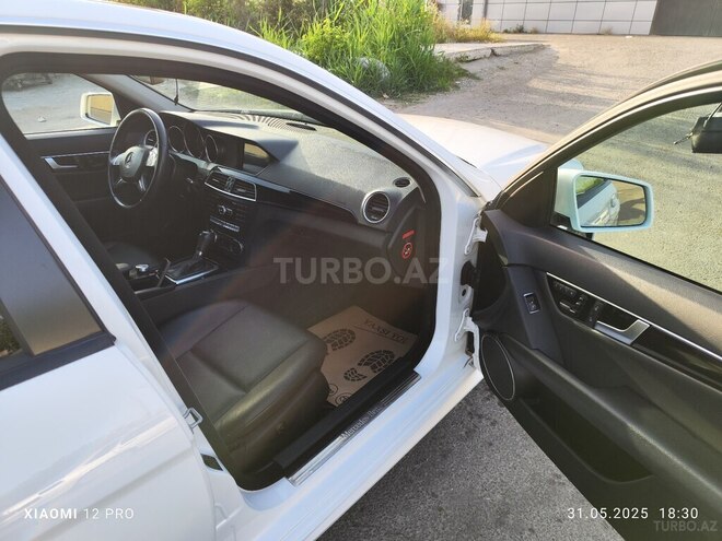Mercedes C 200 2012, 146,400 km - 1.8 l - Bakı