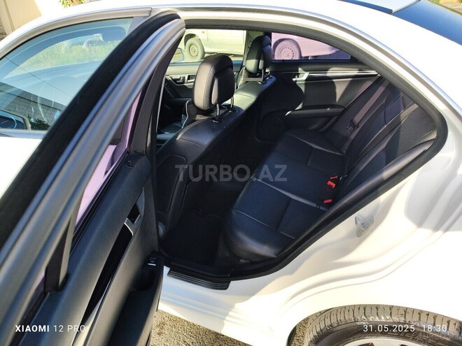 Mercedes C 200 2012, 146,400 km - 1.8 l - Bakı