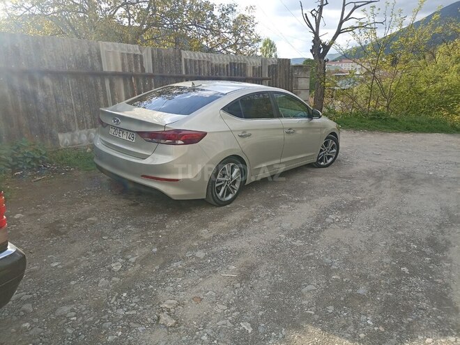 Hyundai Elantra 2017, 109,000 km - 2.0 л - Şəki