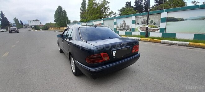 Mercedes E 220 d 1997, 452,890 km - 2.2 l - Lənkəran