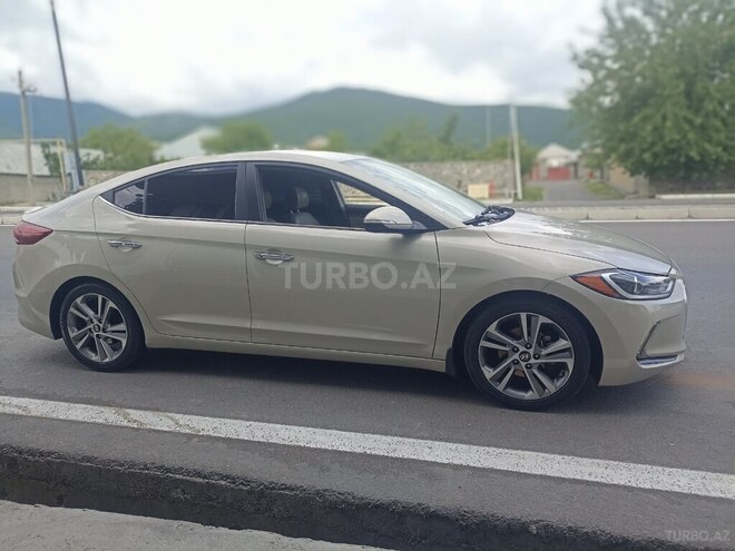 Hyundai Elantra 2017, 109,000 km - 2.0 л - Şəki