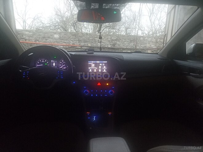 Hyundai Elantra 2017, 109,000 km - 2.0 л - Şəki