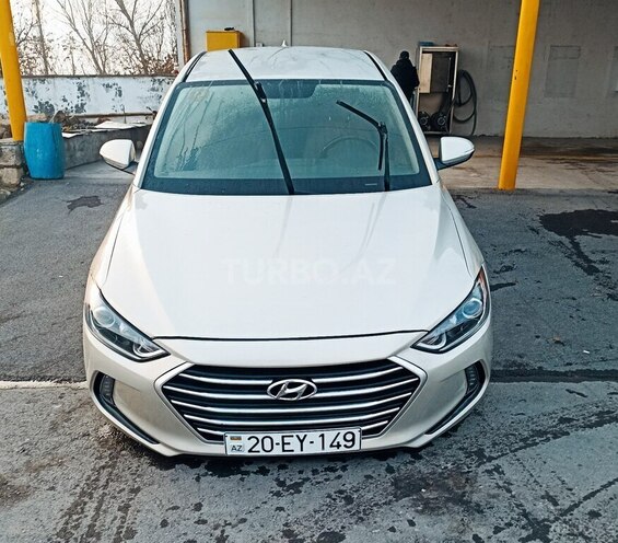 Hyundai Elantra 2017, 109,000 km - 2.0 л - Şəki
