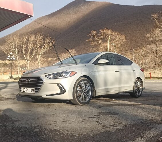 Hyundai Elantra 2017, 109,000 km - 2.0 л - Şəki