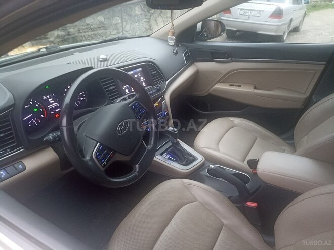 Hyundai Elantra 2017, 109,000 km - 2.0 л - Şəki