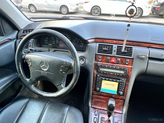 Mercedes E 280 2000, 193,000 km - 2.8 l - Sumqayıt