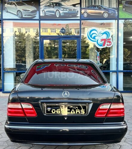 Mercedes E 280 2000, 193,000 km - 2.8 l - Sumqayıt