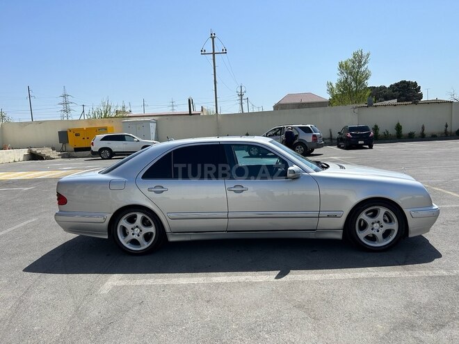 Mercedes E 280 2000, 358,511 km - 2.8 l - Sumqayıt