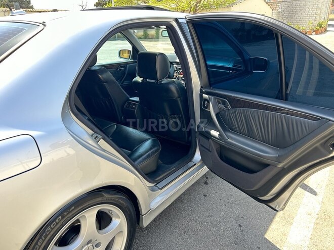 Mercedes E 280 2000, 358,511 km - 2.8 l - Sumqayıt