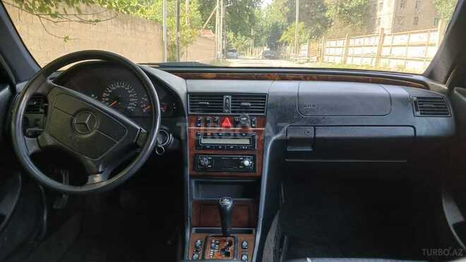 Mercedes C 280 1998, 208,000 km - 2.8 л - Ağcabədi