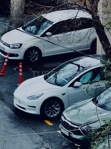 Tesla Model 3 2023, 27,000 km - 0.0 l - Bakı