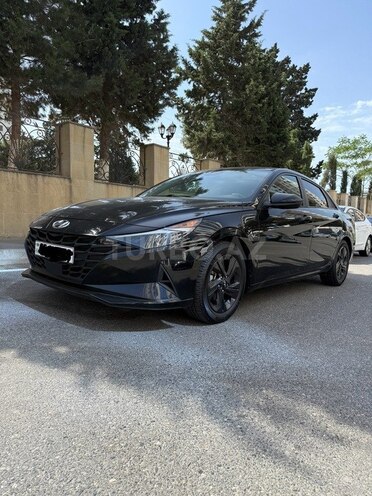 Hyundai Elantra-1