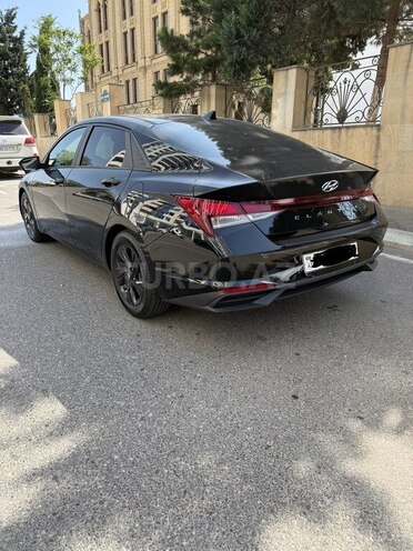 Hyundai Elantra-5