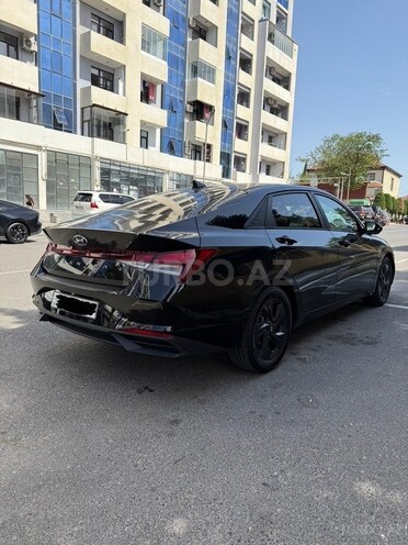 Hyundai Elantra-6