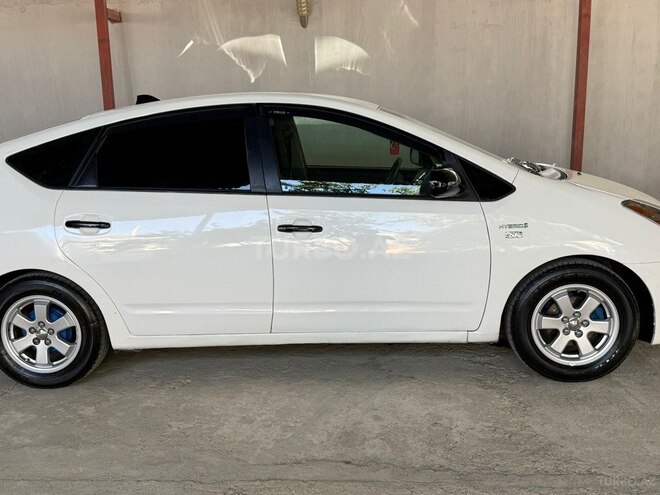 Toyota Prius 2008, 179,000 km - 1.5 л - Bakı