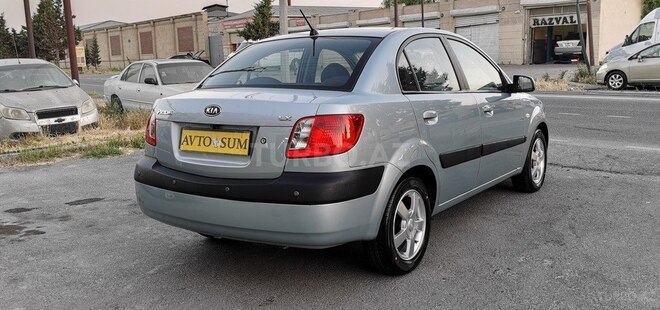 Kia Rio 2005, 214,000 km - 1.5 l - Sumqayıt