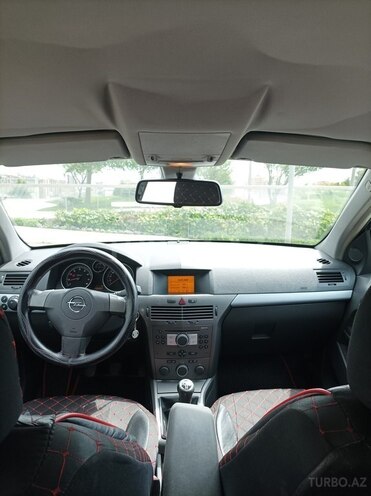 Opel Astra 2004, 295,000 km - 1.4 l - Bakı