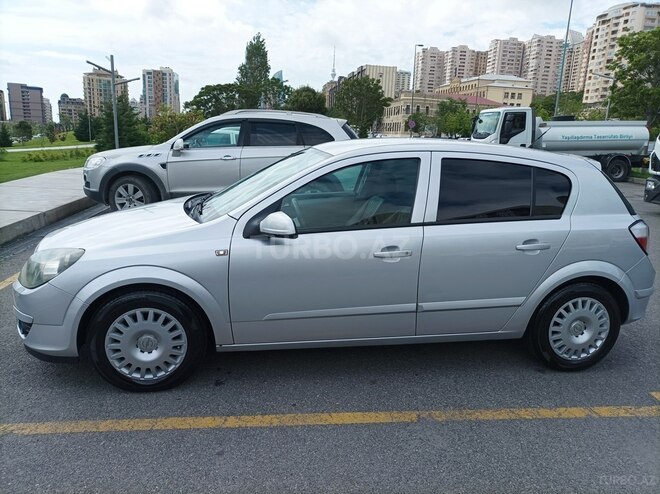 Opel Astra 2004, 295,000 km - 1.4 l - Bakı