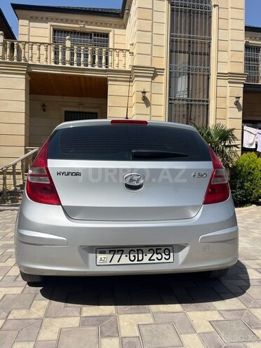Hyundai i30 2009, 276,000 km - 1.4 l - Bakı