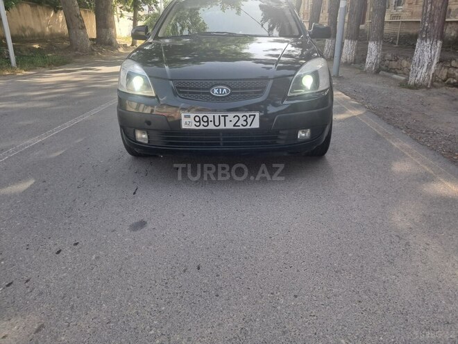 Kia Rio 2007, 253,000 km - 1.5 l - Qazax