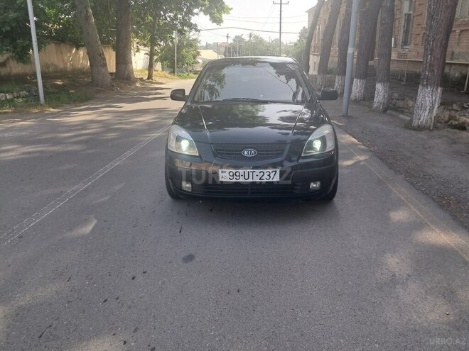 Kia Rio 2007, 253,000 km - 1.5 l - Qazax