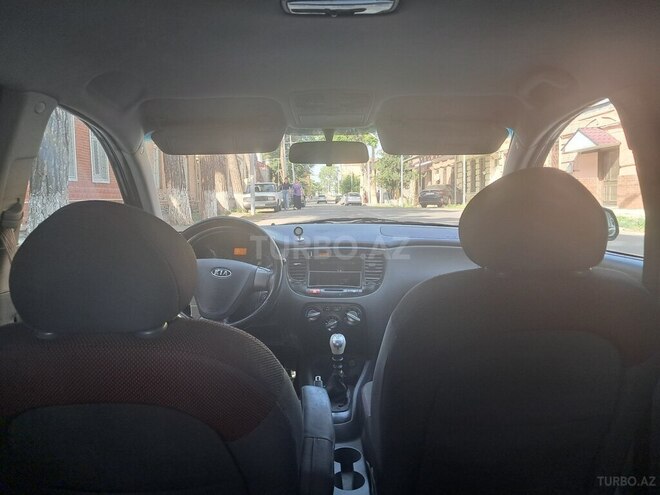 Kia Rio 2007, 253,000 km - 1.5 l - Qazax