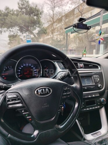 Kia  2016, 272,000 km - 1.6 l - Bakı