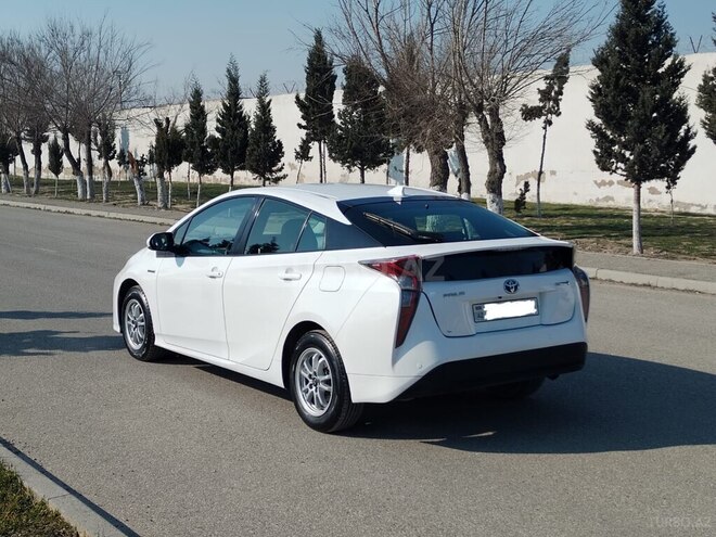 Toyota Prius 2018, 119,000 km - 1.8 l - Sumqayıt