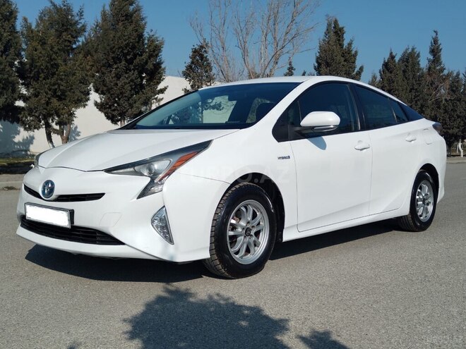 Toyota Prius 2018, 119,000 km - 1.8 l - Sumqayıt