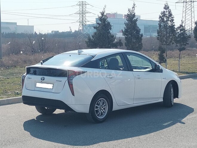 Toyota Prius 2018, 119,000 km - 1.8 l - Sumqayıt