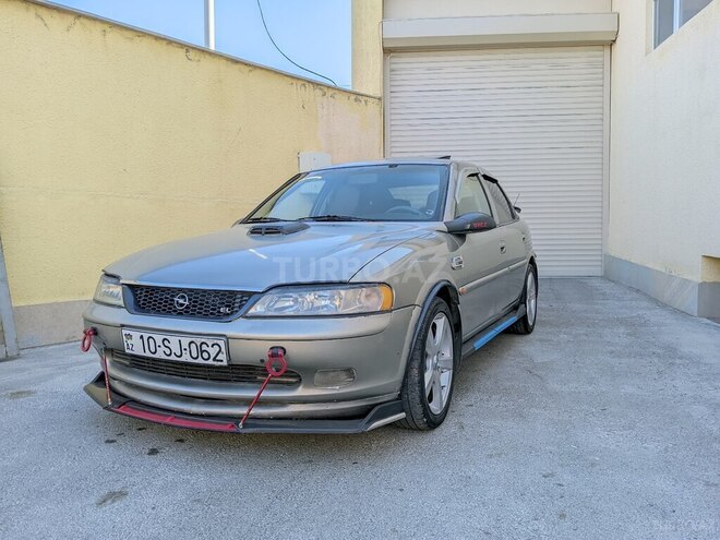 Opel Vectra 1996, 237,000 km - 1.6 l - Sumqayıt