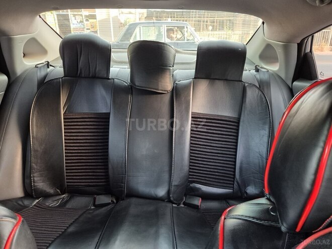 Hyundai Sonata 2014, 119,643 km - 2.0 l - Salyan