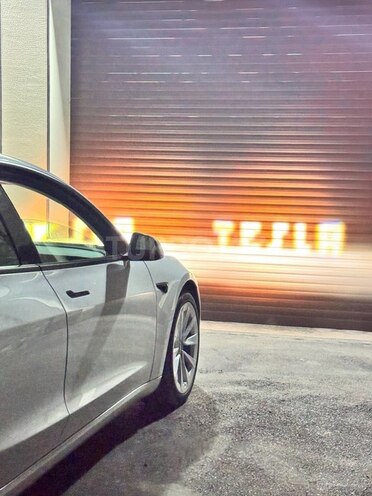 Tesla Model 3 2023, 27,000 km - 0.0 l - Bakı
