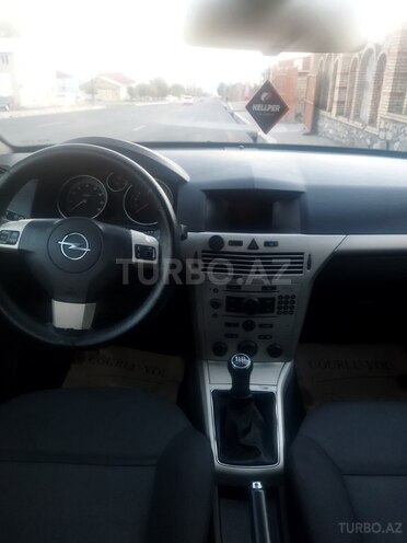 Opel Astra 2007, 335,000 km - 1.4 l - Şəki