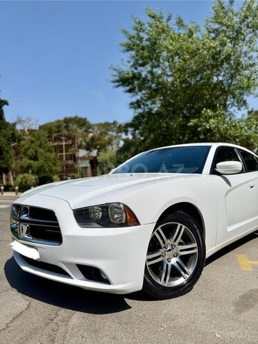 Dodge Charger-4
